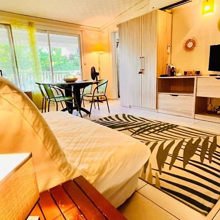 Studio Emeraude - Vue Mer - 6 Personnes เลอ มูเล่ ภายนอก รูปภาพ