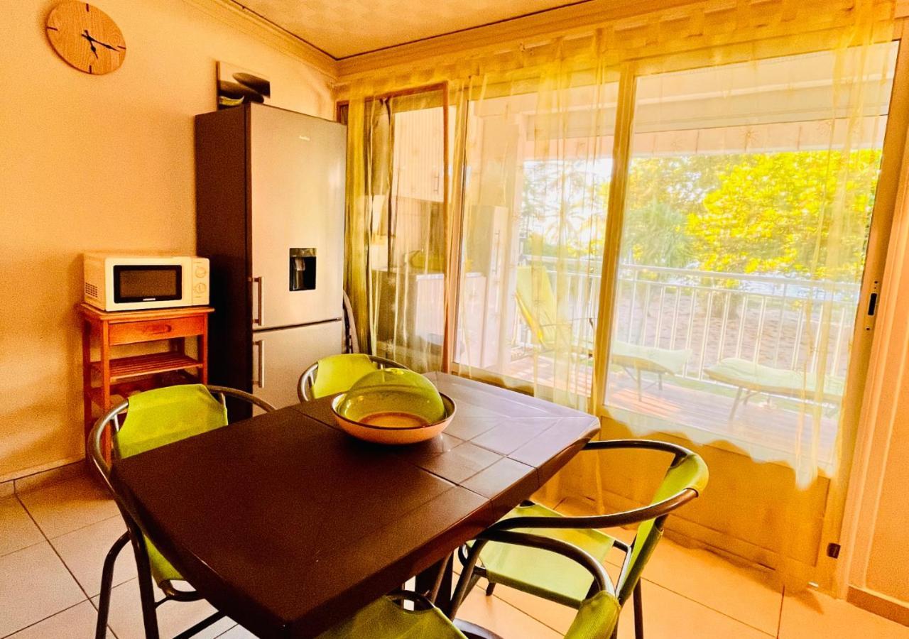 Studio Emeraude - Vue Mer - 6 Personnes เลอ มูเล่ ภายนอก รูปภาพ