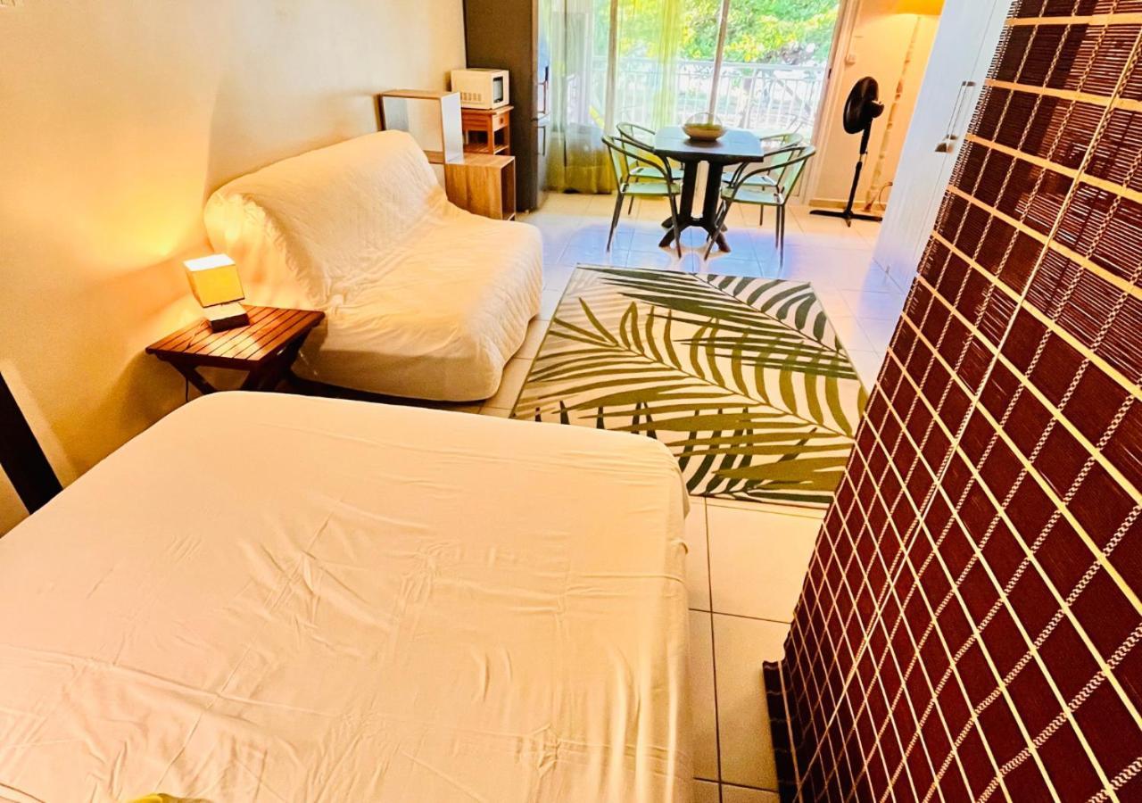 Studio Emeraude - Vue Mer - 6 Personnes เลอ มูเล่ ภายนอก รูปภาพ