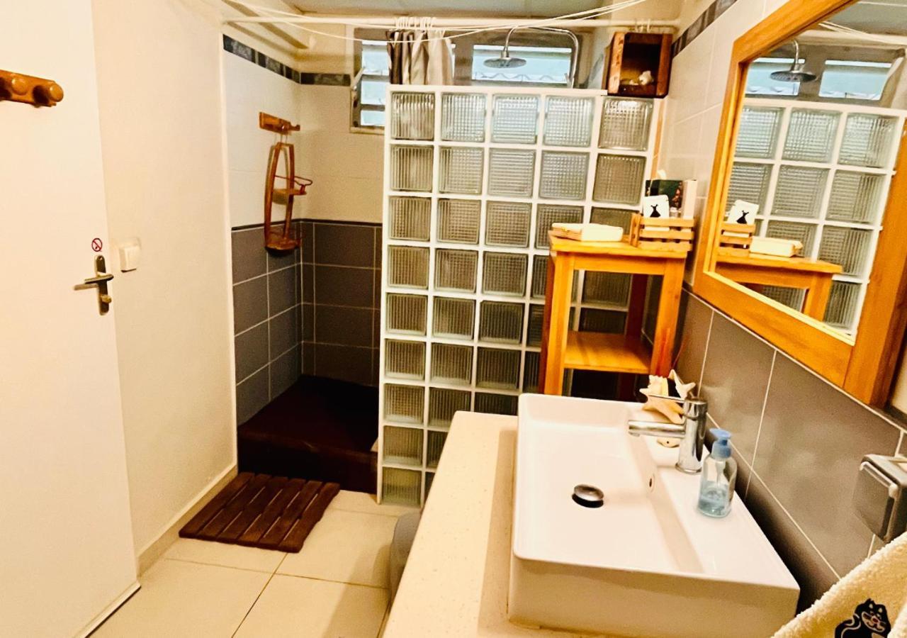 Studio Emeraude - Vue Mer - 6 Personnes เลอ มูเล่ ภายนอก รูปภาพ