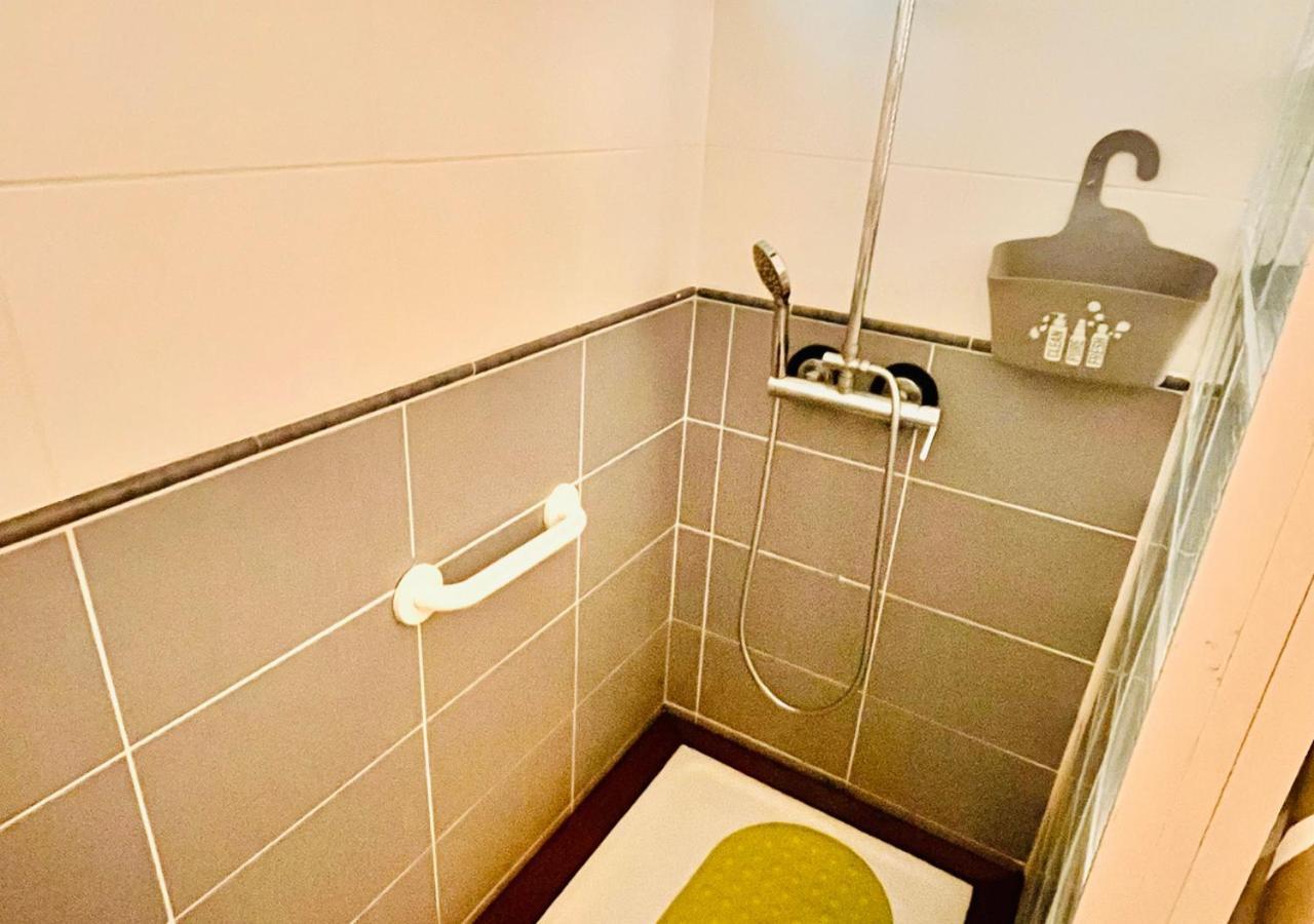 Studio Emeraude - Vue Mer - 6 Personnes เลอ มูเล่ ภายนอก รูปภาพ